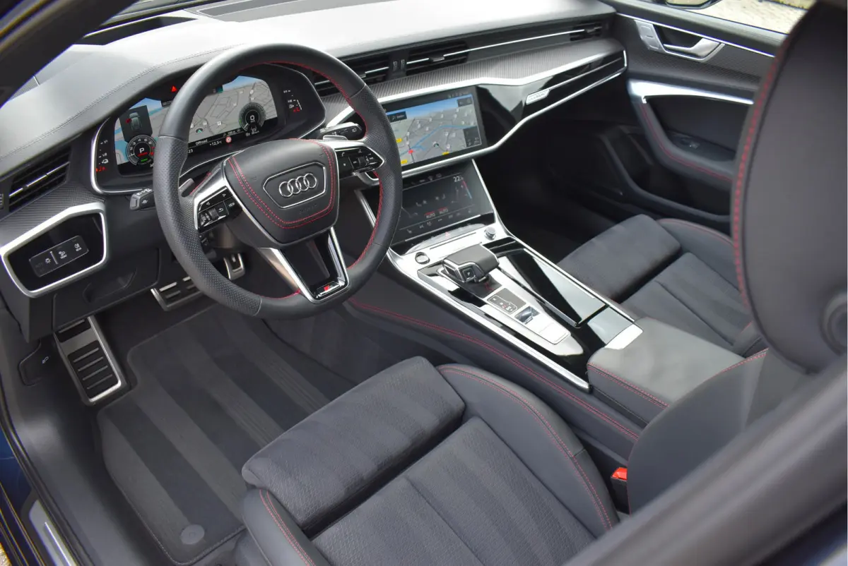 55 TFSI e Quattro S-Line Competition Pano Soft-Close Matrix HD Navi Sfeer ACC Keyless S6 Diffusor 21 Inch Velgen