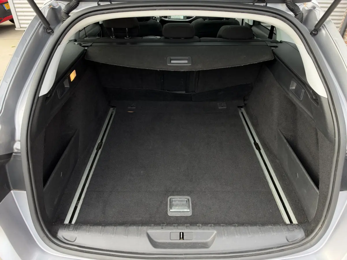 1.2 PureTech Blue Lease Premium Navi|Pano|Camera|Clima|Cruise|Stoelverwarming|N.A.P|APK tot 05-2027