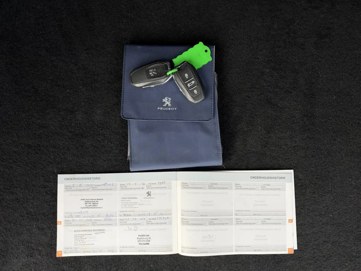 1.2 PureTech Blue Lease Premium Navi|Pano|Camera|Clima|Cruise|Stoelverwarming|N.A.P|APK tot 05-2027