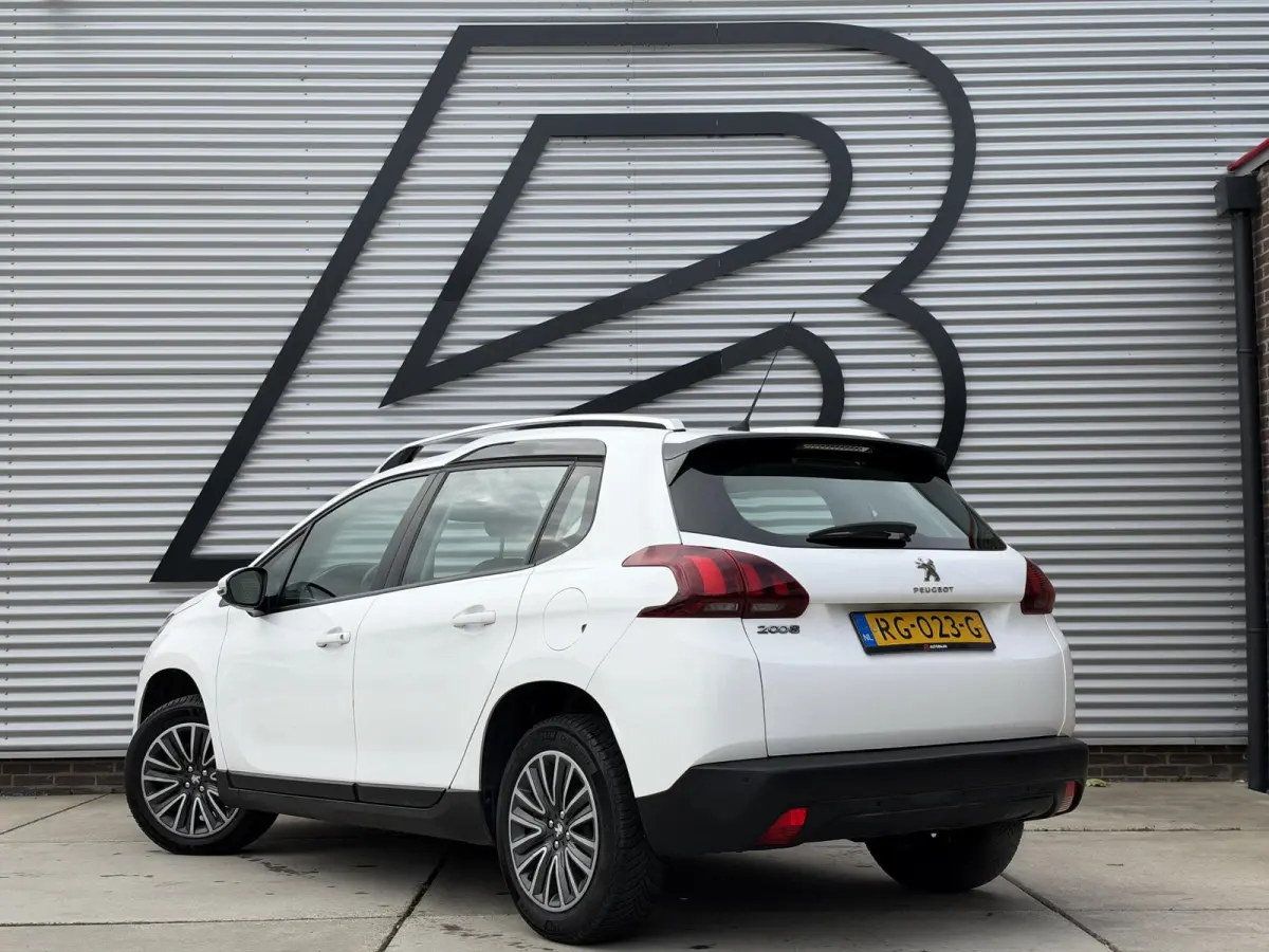 1.2 PureTech Active 1e Eigenaar|Navi|Carplay|D-riem vv in 2025|Clima|Cruise|PDC|N.A.P|Nieuwe APK bij Aflevering