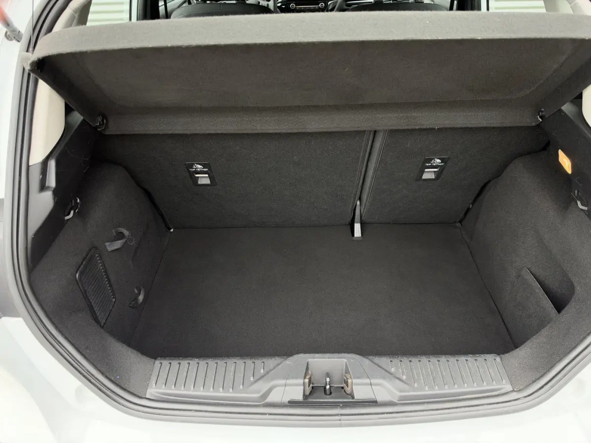 1.1 Trend 2e Eigenaar|Navi|Airco|Cruise|Carplay|N.A.P|Goed Onderhouden|APK tot 03-2027