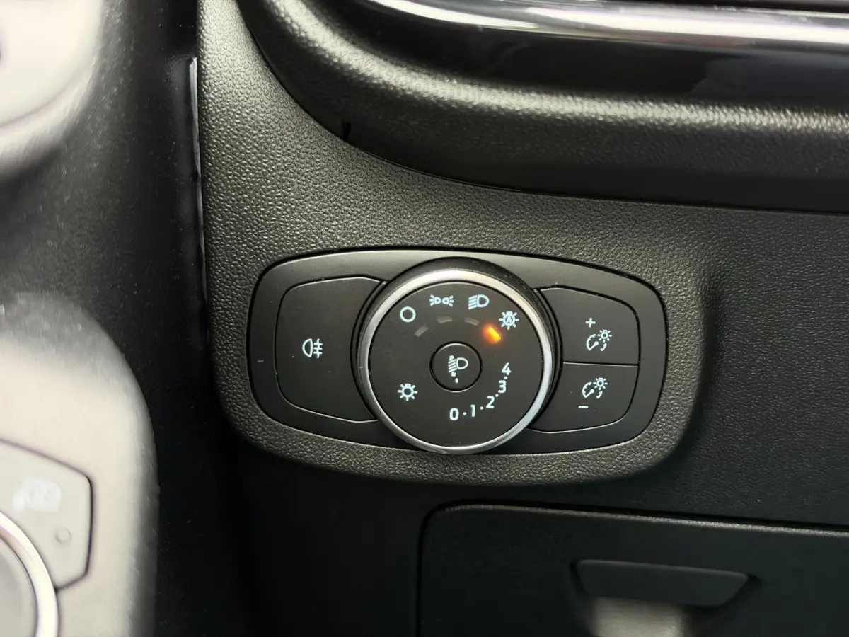 1.1 Trend 2e Eigenaar|Navi|Airco|Cruise|Carplay|N.A.P|Goed Onderhouden|APK tot 03-2027