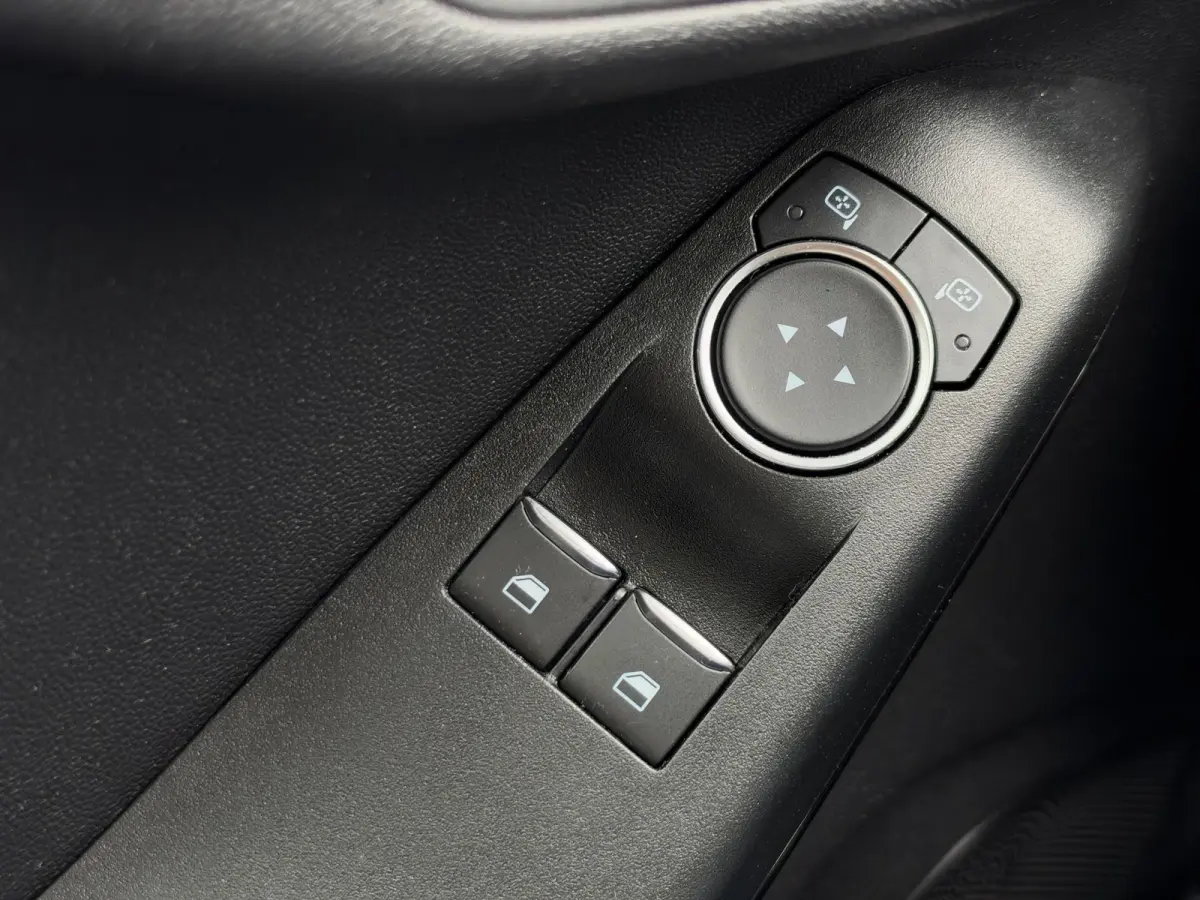 1.1 Trend 2e Eigenaar|Navi|Airco|Cruise|Carplay|N.A.P|Goed Onderhouden|APK tot 03-2027