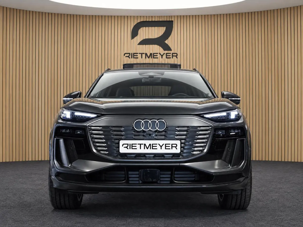 S edition performance 100 kWh |Pano |Elektr. Trekhaak |360° |Memory |Sfeer |ACC