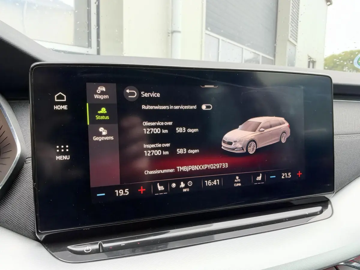1.0 e-TSI Business Edition Plus | Carplay | Adaptive cruise | Climate | Soelverwarming | DAB | Sensoren