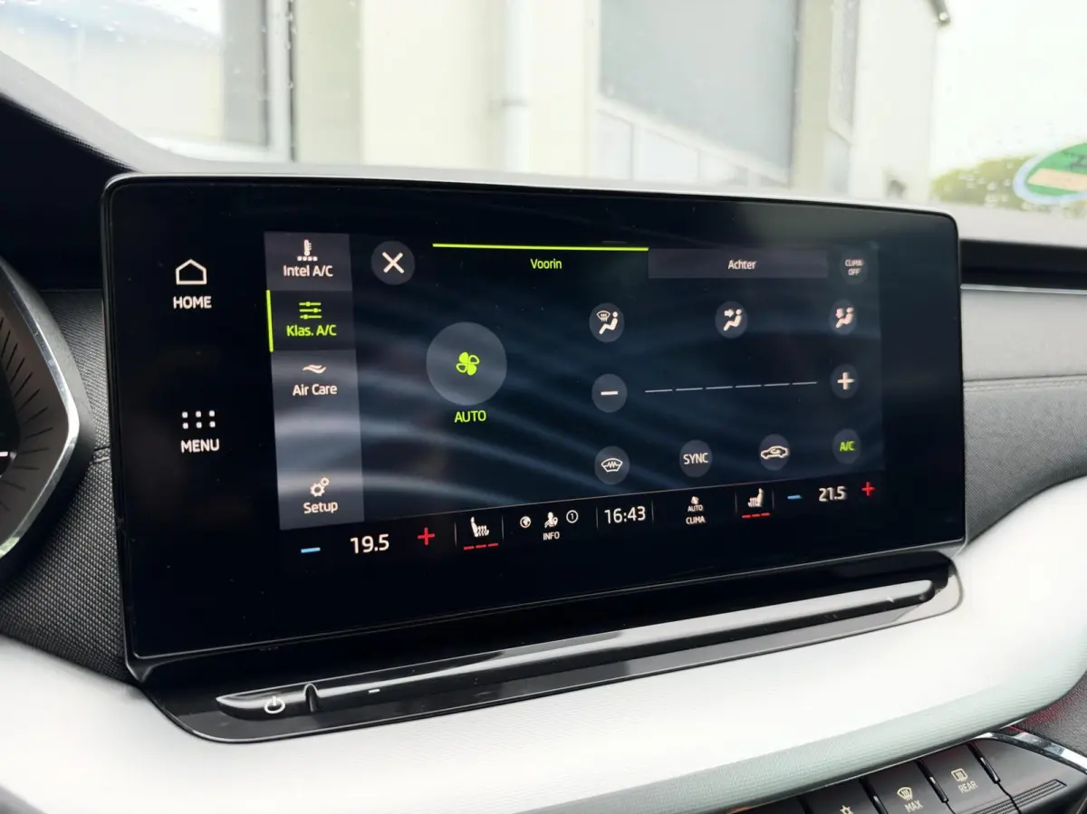 1.0 e-TSI Business Edition Plus | Carplay | Adaptive cruise | Climate | Soelverwarming | DAB | Sensoren