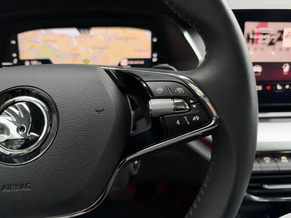 1.0 e-TSI Business Edition Plus | Carplay | Adaptive cruise | Climate | Soelverwarming | DAB | Sensoren