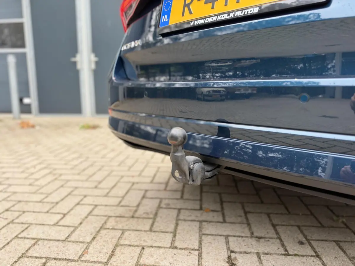 1.0 e-TSI Business Edition Plus | Carplay | Adaptive cruise | Climate | Soelverwarming | DAB | Sensoren