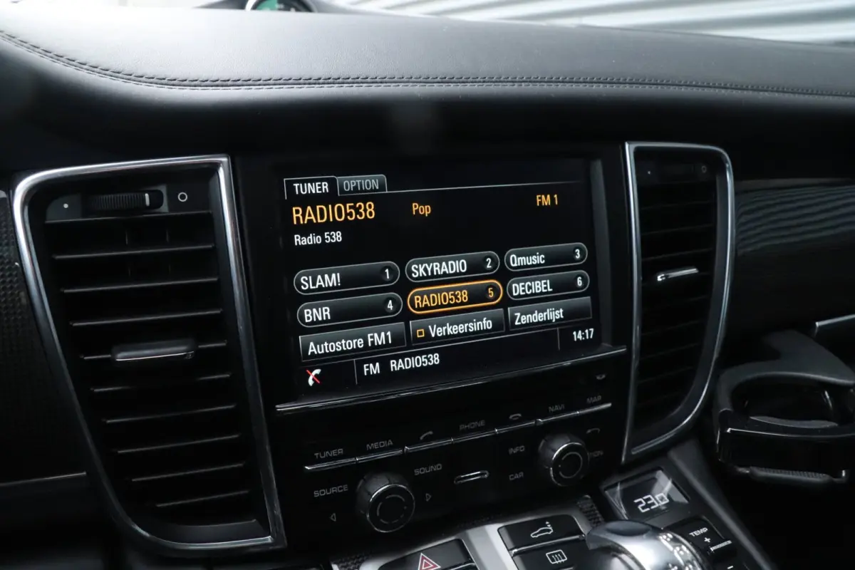 3.0 4S Executive | Pano | Sport | Bose | VOL!
