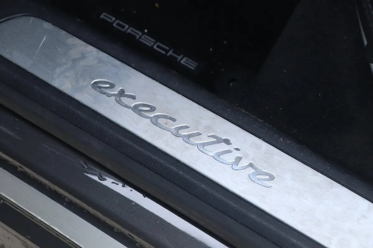 3.0 4S Executive | Pano | Sport | Bose | VOL!