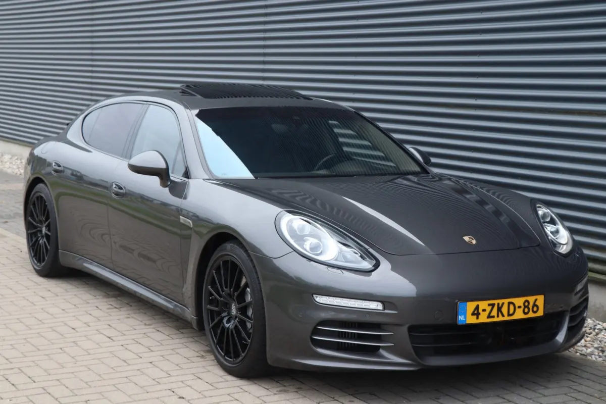 3.0 4S Executive | Pano | Sport | Bose | VOL!