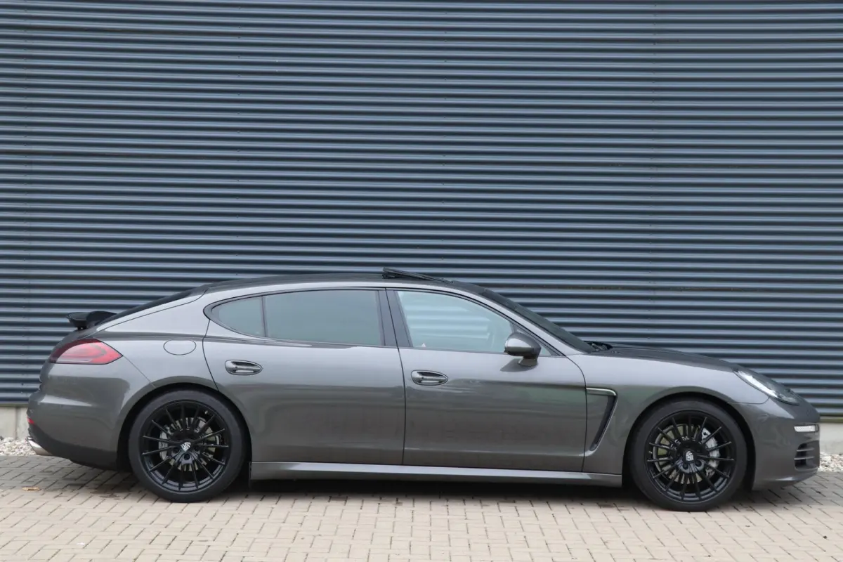 3.0 4S Executive | Pano | Sport | Bose | VOL!