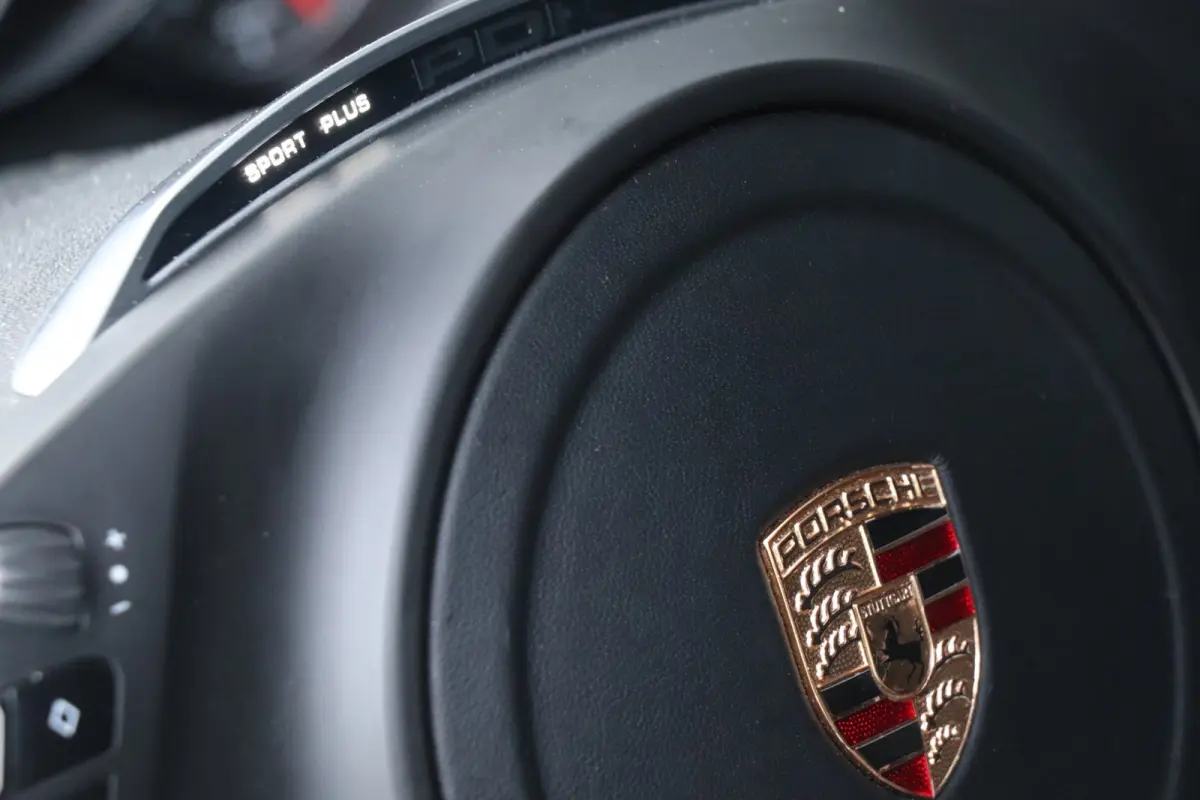 3.0 4S Executive | Pano | Sport | Bose | VOL!