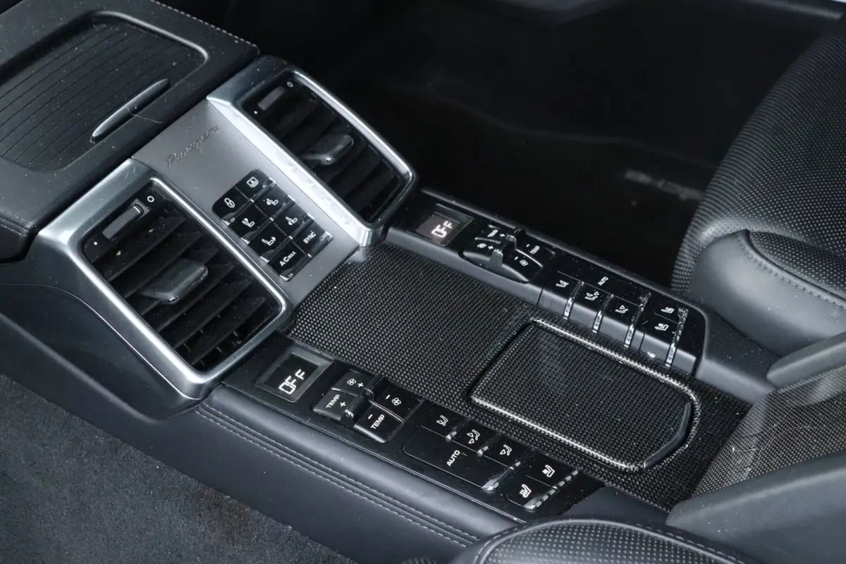 3.0 4S Executive | Pano | Sport | Bose | VOL!