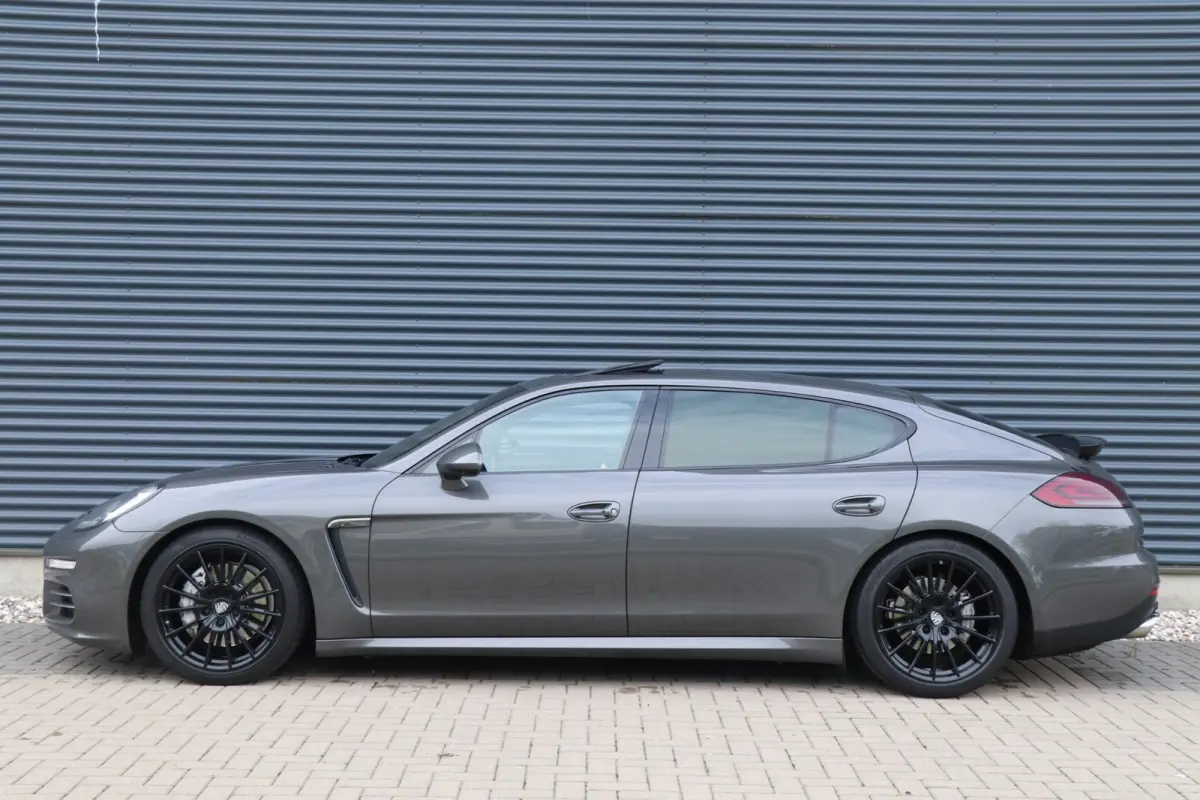 3.0 4S Executive | Pano | Sport | Bose | VOL!