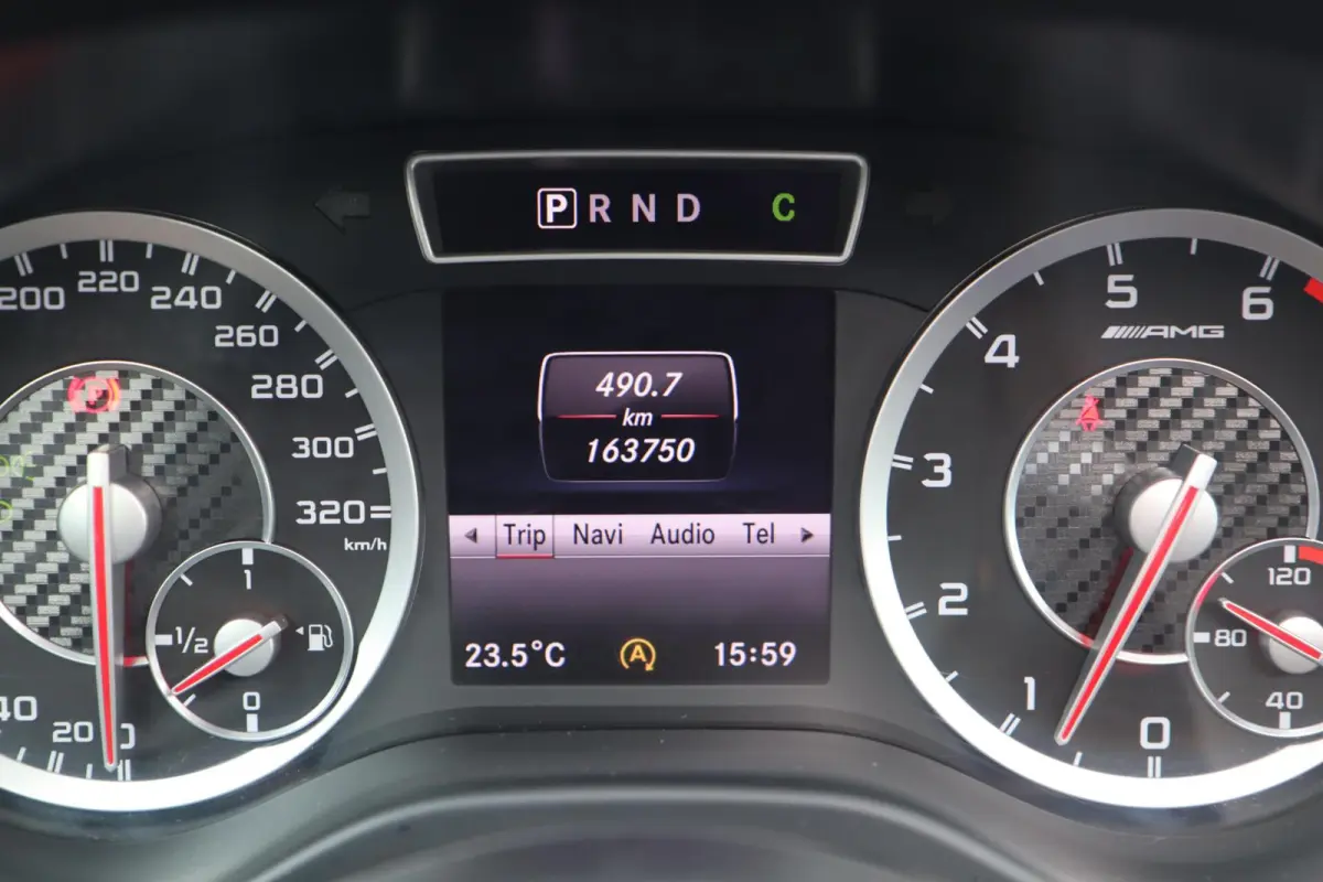 A 45 AMG 4MATIC 🚀 | PANO ☀️ | LEDER | XENON 💡 | NAVI 🧭 | KEYLESS 🔑 | PDC 🅿️ | 18" AMG 🛞