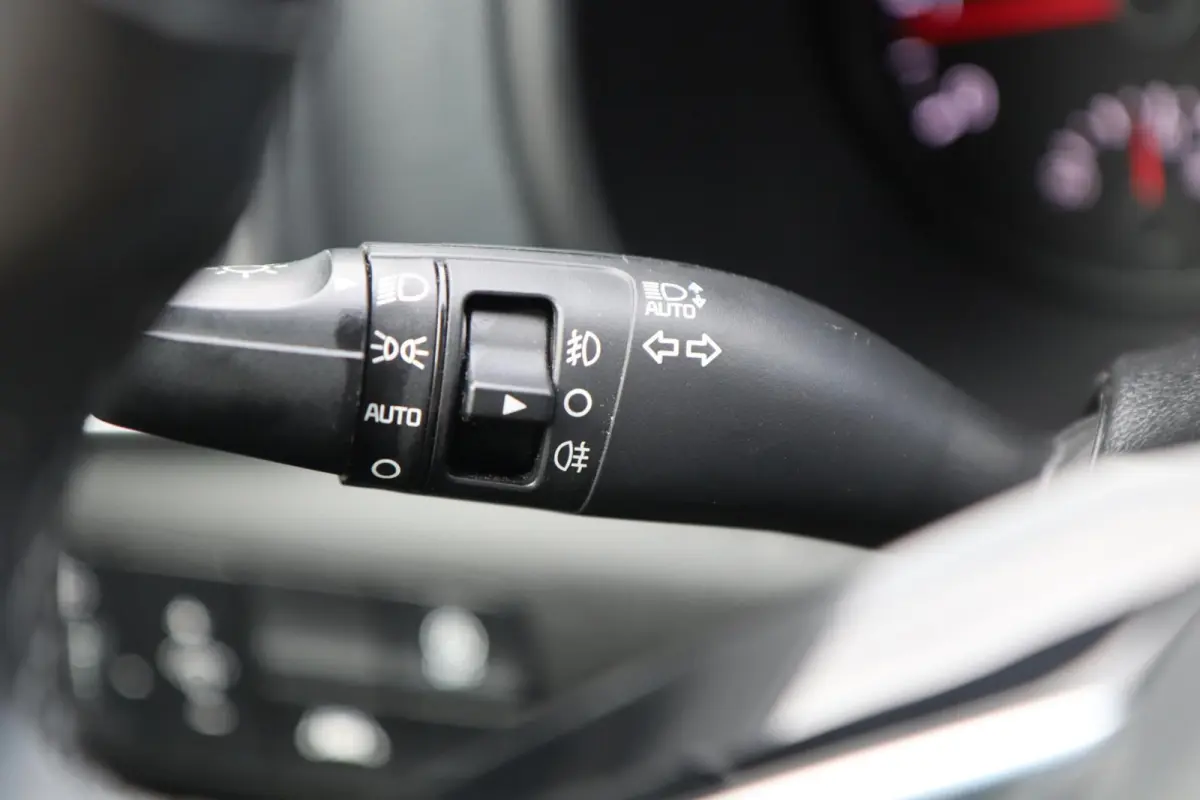 1.6 T-GDI DYNAMICLINE | CARPLAY | TREKHAAK 1900 kg | CAMERA | NAVI | STOELVERWARMING | LANE ASSIST