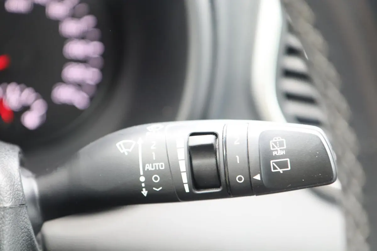 1.6 T-GDI DYNAMICLINE | CARPLAY | TREKHAAK 1900 kg | CAMERA | NAVI | STOELVERWARMING | LANE ASSIST