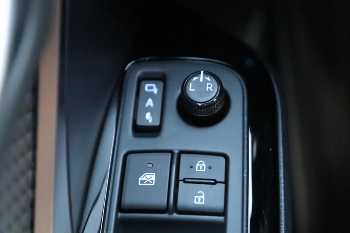 1.8 HYBRID EXECUTIVE 🚗 | 21.017 KM | JBL 🎵 | CARPLAY 📱 | CAMERA 📸 | BLIND SPOT | KEYLESS | 1E EIG. | GARANTIE 2032 ⭐