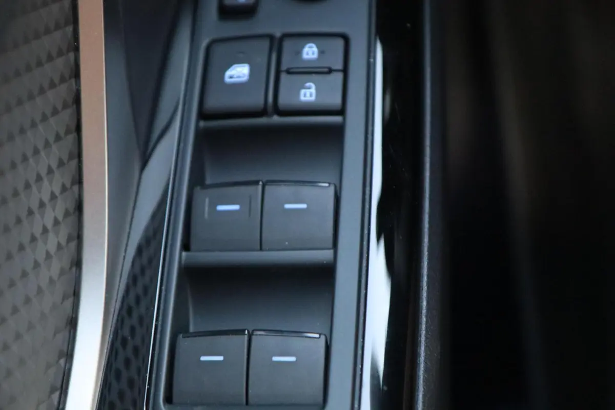 1.8 HYBRID EXECUTIVE 🚗 | 21.017 KM | JBL 🎵 | CARPLAY 📱 | CAMERA 📸 | BLIND SPOT | KEYLESS | 1E EIG. | GARANTIE 2032 ⭐