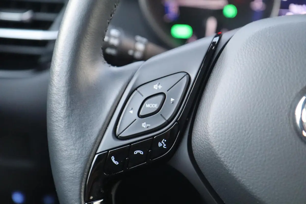 1.8 HYBRID EXECUTIVE 🚗 | 21.017 KM | JBL 🎵 | CARPLAY 📱 | CAMERA 📸 | BLIND SPOT | KEYLESS | 1E EIG. | GARANTIE 2032 ⭐