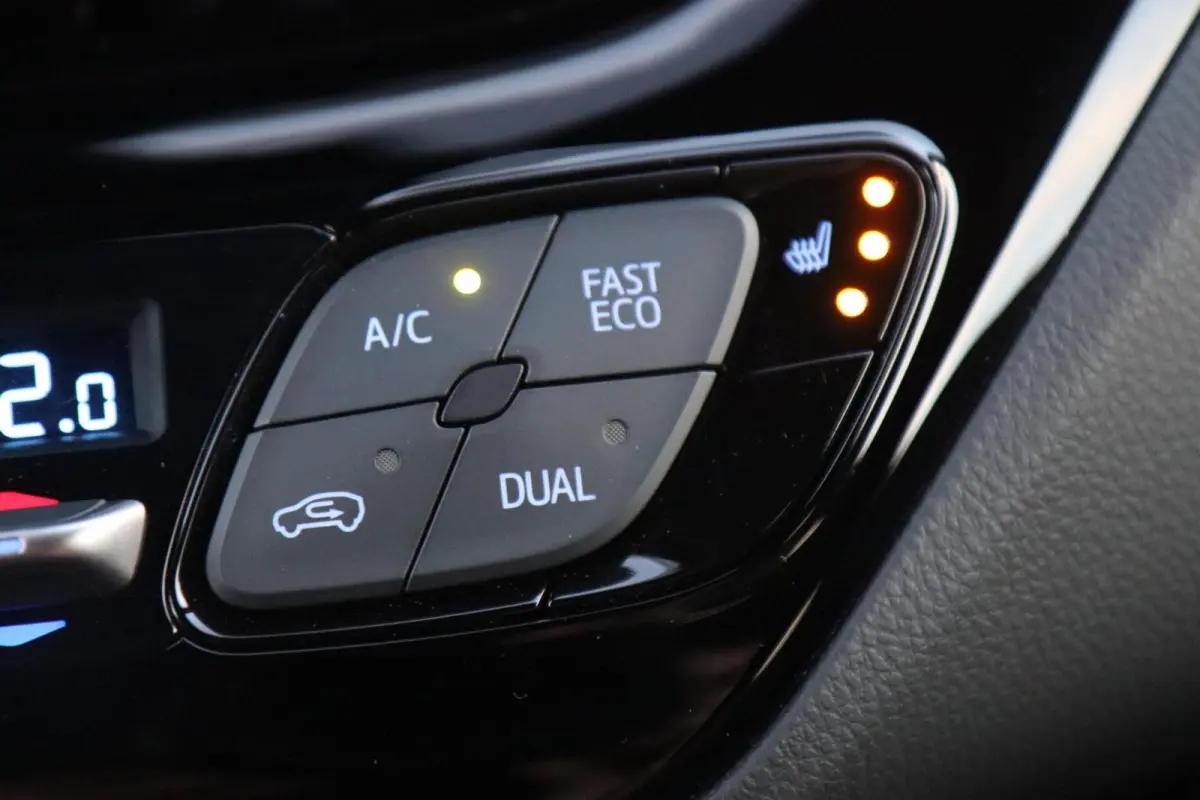 1.8 HYBRID EXECUTIVE 🚗 | 21.017 KM | JBL 🎵 | CARPLAY 📱 | CAMERA 📸 | BLIND SPOT | KEYLESS | 1E EIG. | GARANTIE 2032 ⭐