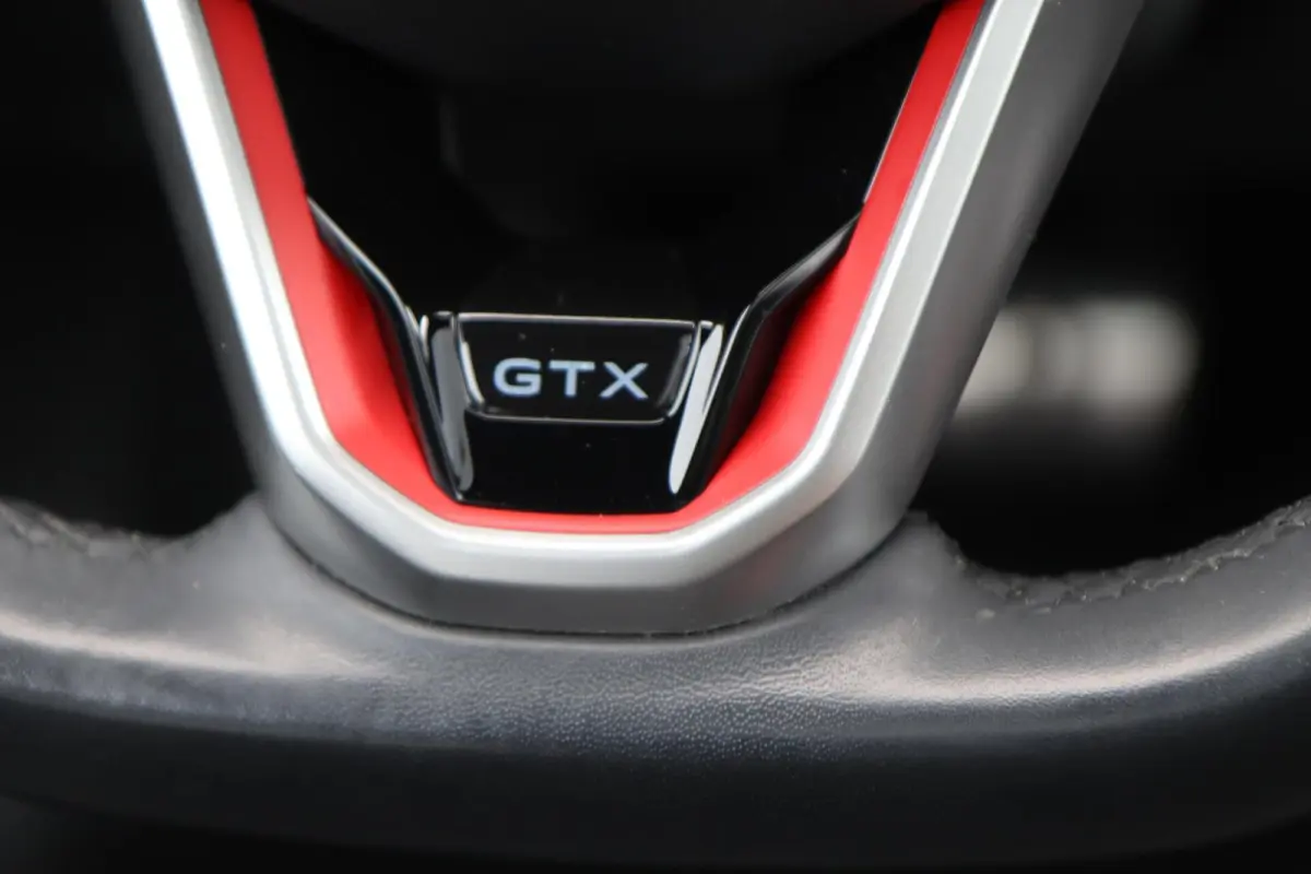 GTX 4Motion 77 kWh 300 Pk HUD 🖥️ | 360° 📸 | PANO ☀️ | MATRIX IQ.LIGHT 💡 | ACC 🚗 | CARPLAY 📱|1e eigenaar