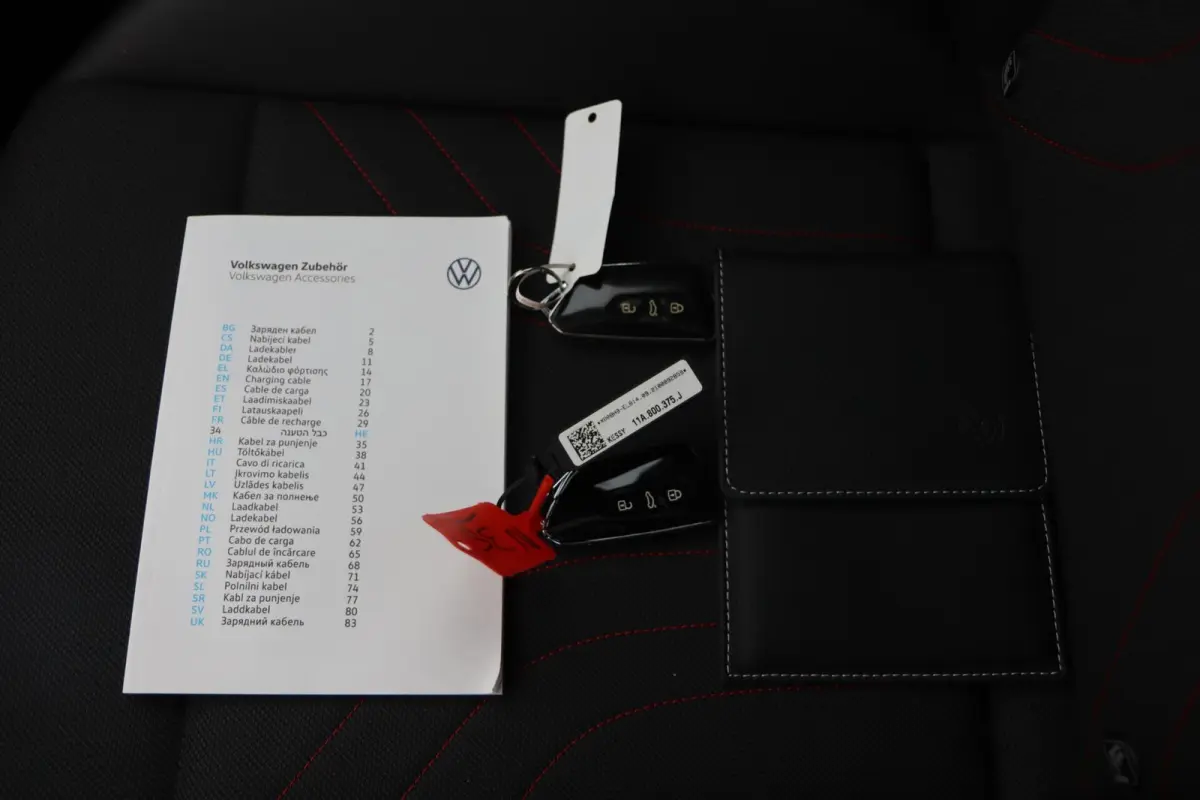 GTX 4Motion 77 kWh 300 Pk HUD 🖥️ | 360° 📸 | PANO ☀️ | MATRIX IQ.LIGHT 💡 | ACC 🚗 | CARPLAY 📱|1e eigenaar