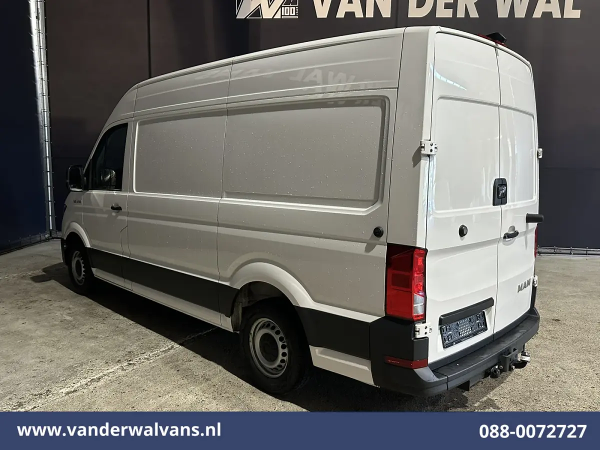 2.0TDI 141pk L3H3 L2H2 Euro6 Airco | Camera | Apple Carplay | Cruisecontrol | Trekhaak Android Auto, Bijrijdersbank