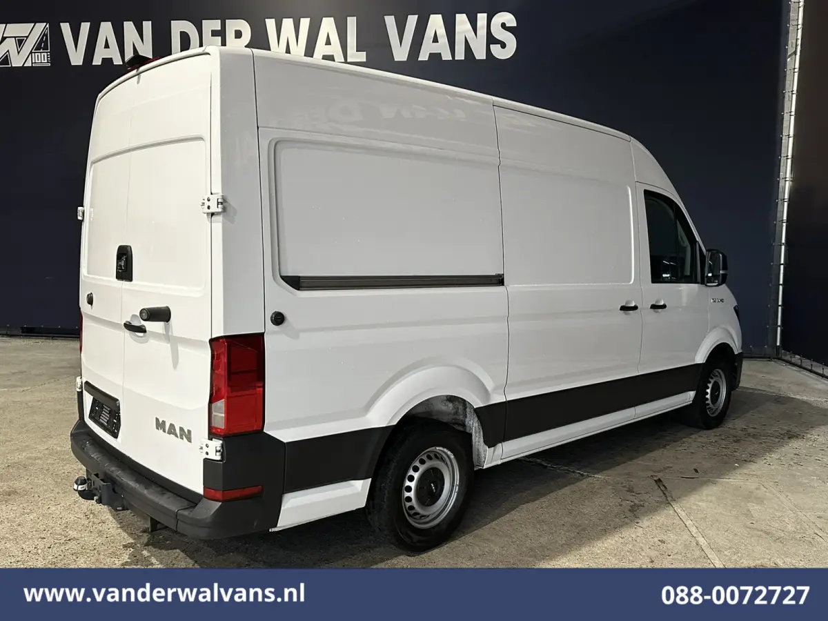 2.0TDI 141pk L3H3 L2H2 Euro6 Airco | Camera | Apple Carplay | Cruisecontrol | 3000kg Trekhaak Android Auto, Bijrijdersbank