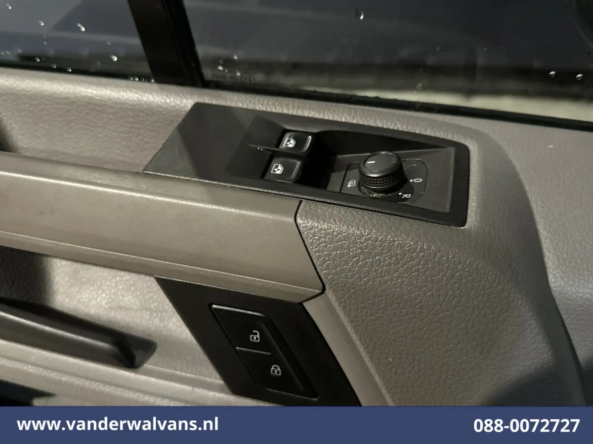 2.0TDI 141pk L3H3 L2H2 Euro6 Airco | Camera | Apple Carplay | Cruisecontrol | 3000kg Trekhaak Android Auto, Bijrijdersbank