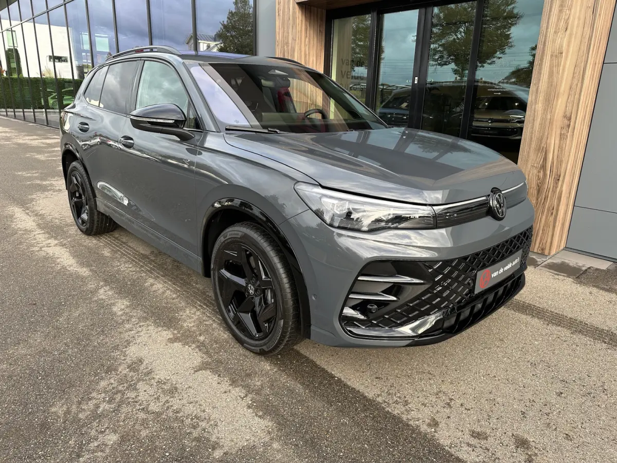 1.5 eHybrid R-Line | Black line | Harman/Kardon | Head Up | Trekhaak | Dode hoek | Elek. klep | Rijklaar incl. garantie