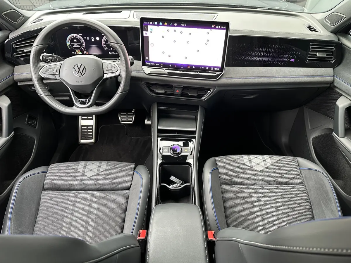 1.5 eHybrid R-Line | Black line | Harman/Kardon | Head Up | Trekhaak | Dode hoek | Elek. klep | Rijklaar incl. garantie