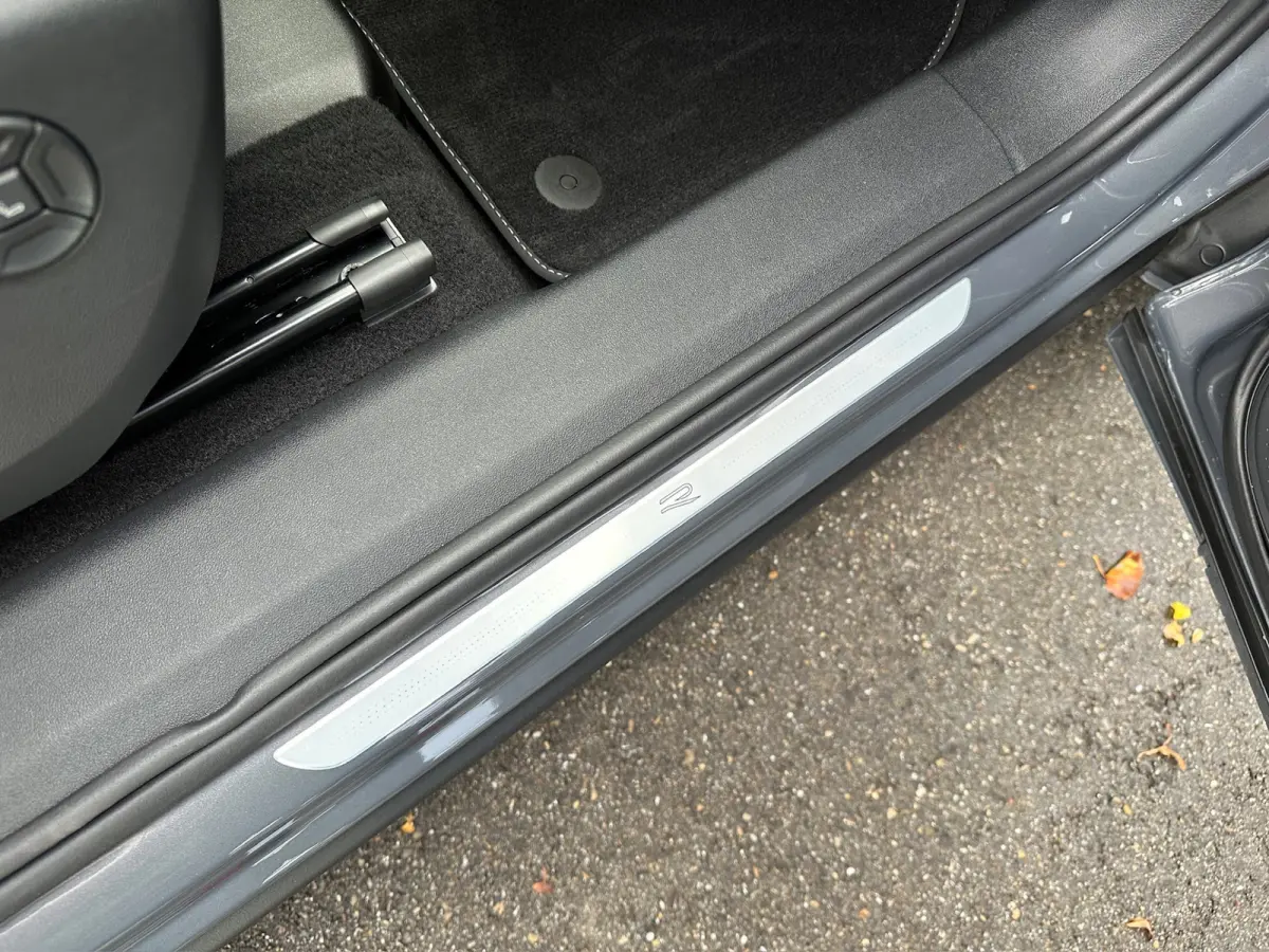 1.5 eHybrid R-Line | Black line | Harman/Kardon | Head Up | Trekhaak | Dode hoek | Elek. klep | Rijklaar incl. garantie