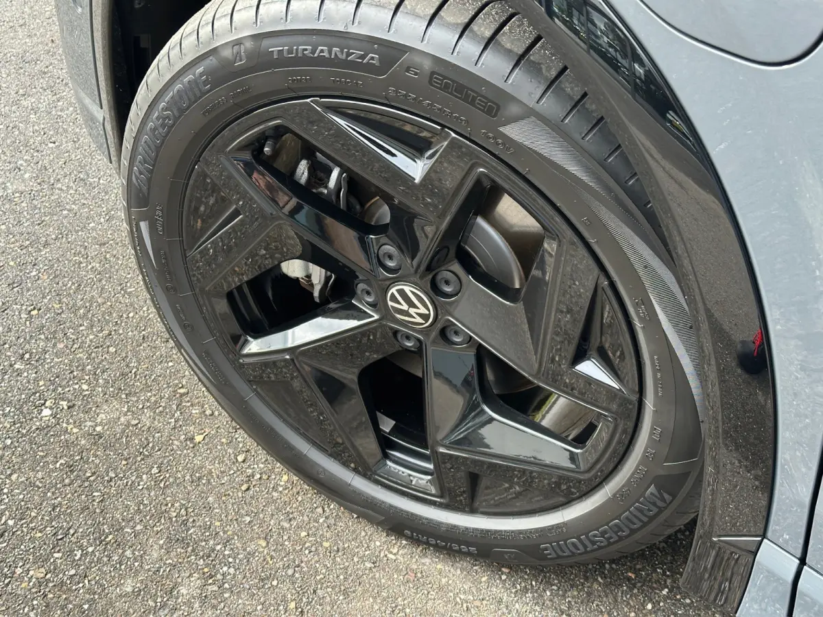 1.5 eHybrid R-Line | Black line | Harman/Kardon | Head Up | Trekhaak | Dode hoek | Elek. klep | Rijklaar incl. garantie
