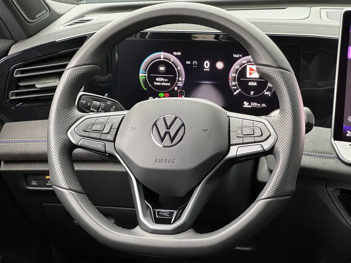 1.5 eHybrid R-Line | Black line | Harman/Kardon | Head Up | Trekhaak | Dode hoek | Elek. klep | Rijklaar incl. garantie