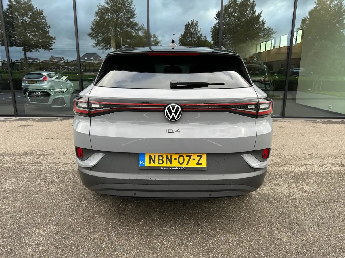 Limited Edition Black Style 58 kWh | Camera | Navi | Dode hoek | 19 inch | Keyless | Elek A.klep |