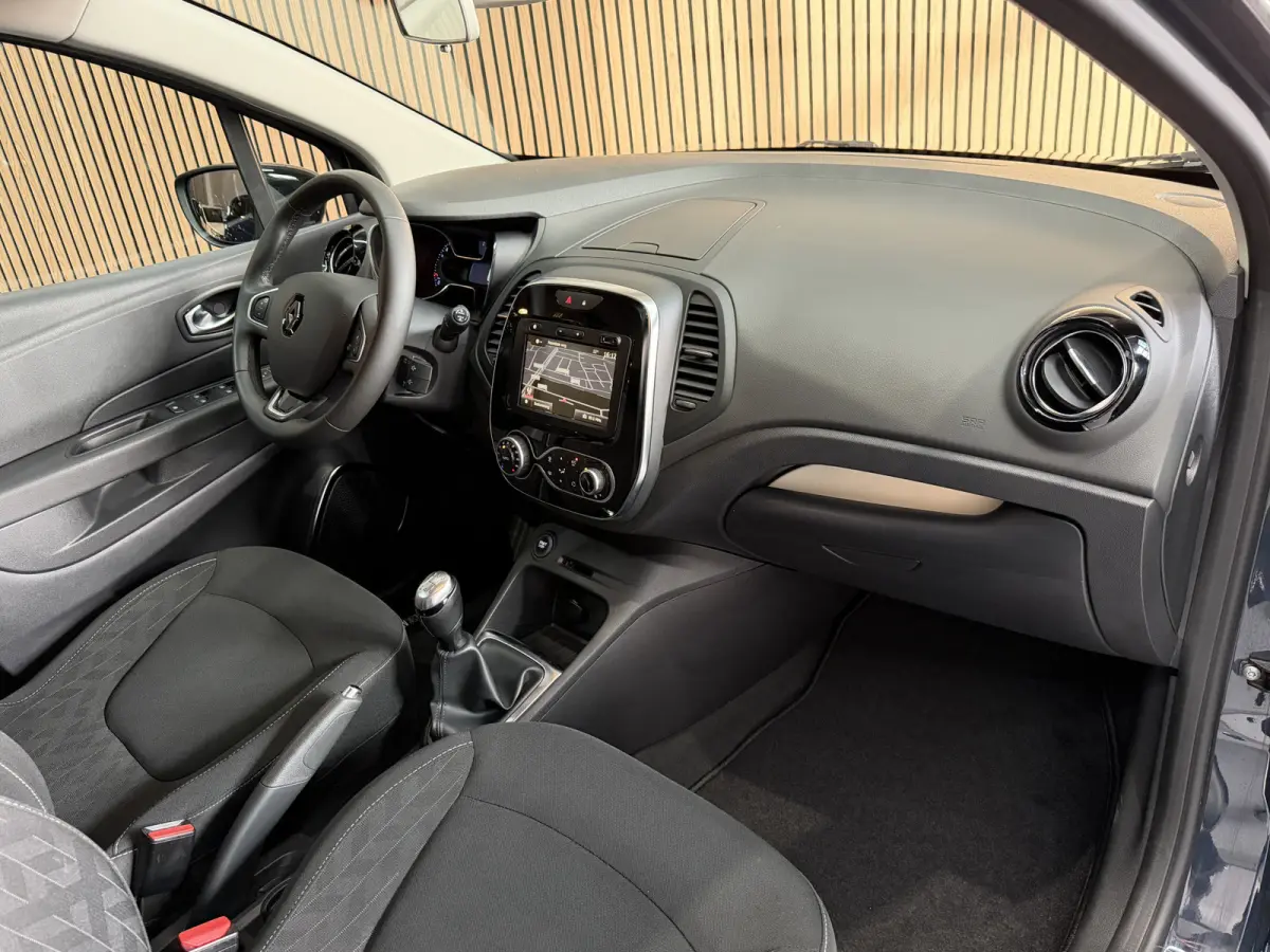 0.9 TCe Limited Navi | Clima | 16" | PDC | Cruise control |