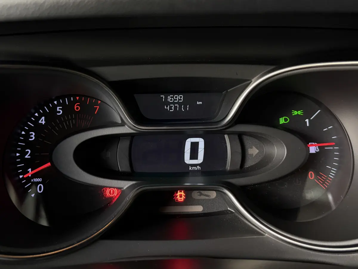 0.9 TCe Limited Navi | Clima | 16" | PDC | Cruise control |