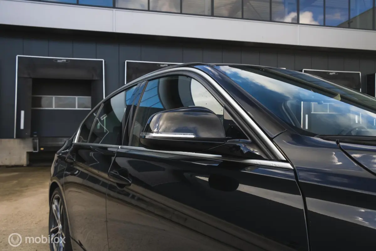 320i LCI High Executive M-Sport