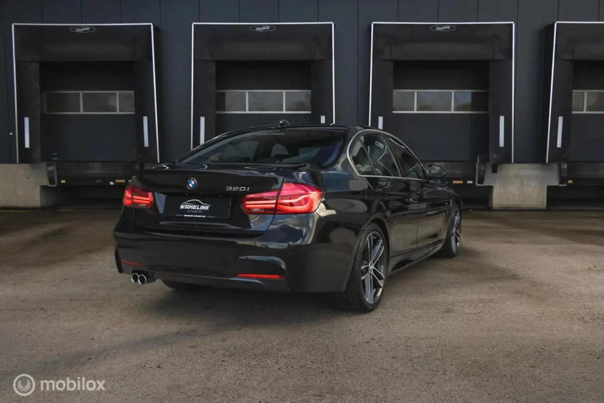 320i LCI High Executive M-Sport