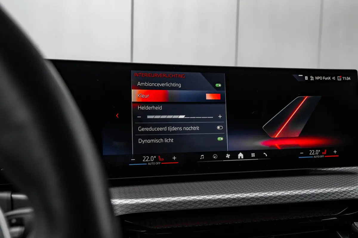 330e xDrive M Sport Edition 292PK | 360 camera | Laser LED Koplampen | Ledere Bekleding | Elek. Stoelen incl. Geheugen