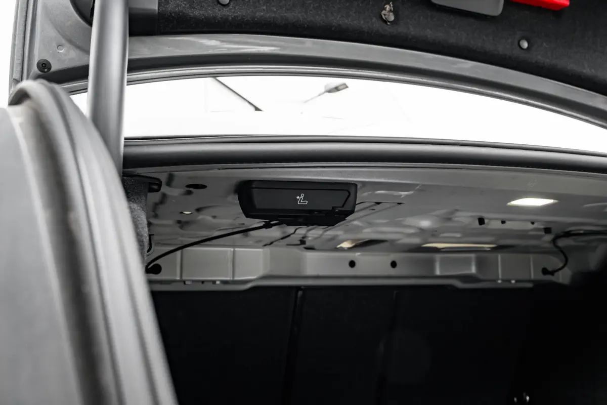 330e xDrive M Sport Edition 292PK | 360 camera | Laser LED Koplampen | Ledere Bekleding | Elek. Stoelen incl. Geheugen