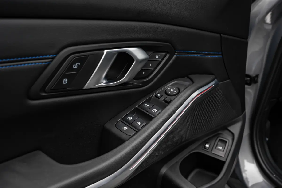 330e xDrive M Sport Edition 292PK | 360 camera | Laser LED Koplampen | Ledere Bekleding | Elek. Stoelen incl. Geheugen