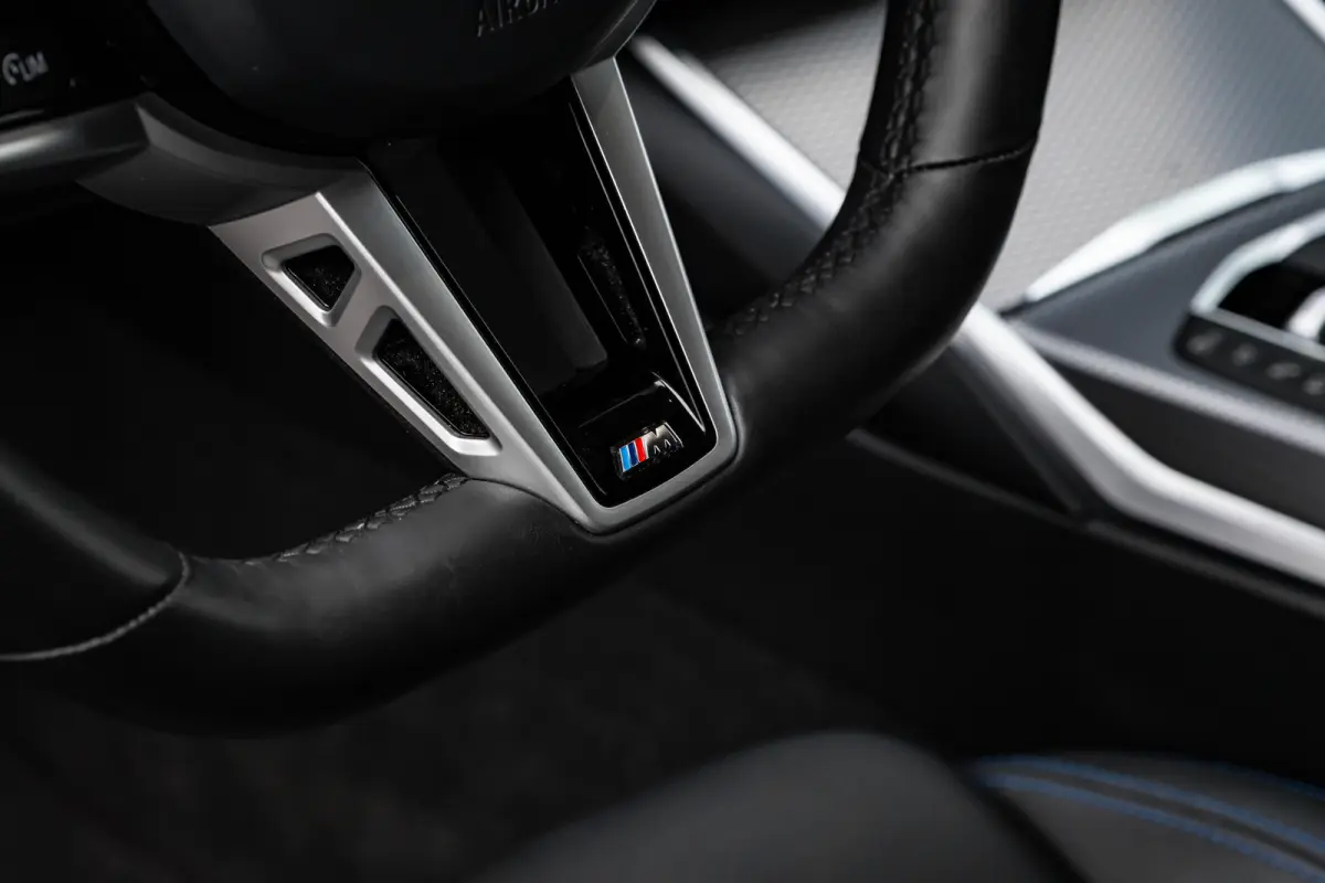 330e xDrive M Sport Edition 292PK | 360 camera | Laser LED Koplampen | Ledere Bekleding | Elek. Stoelen incl. Geheugen