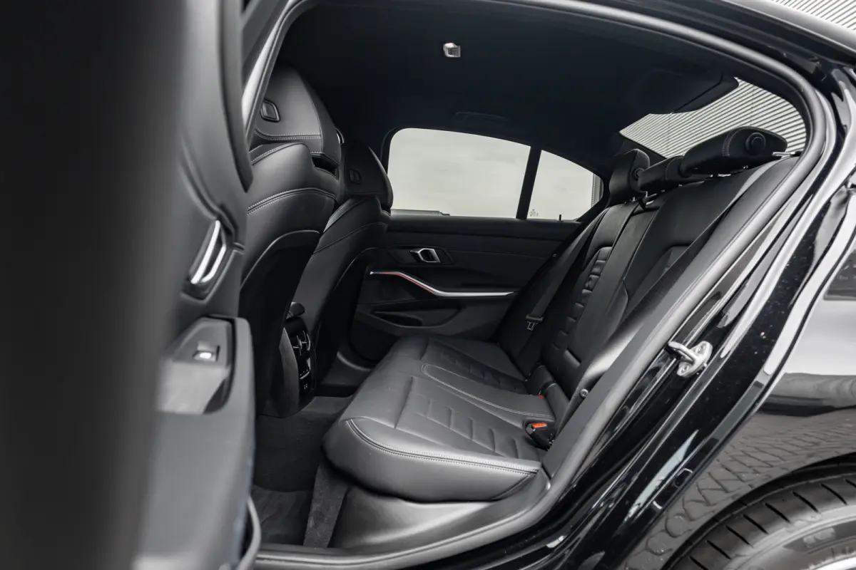 330e xDrive M Sport Edition 292PK | | 360 camera | Laser LED Koplampen | Ledere Bekleding | Elek. Stoelen incl. Geheugen
