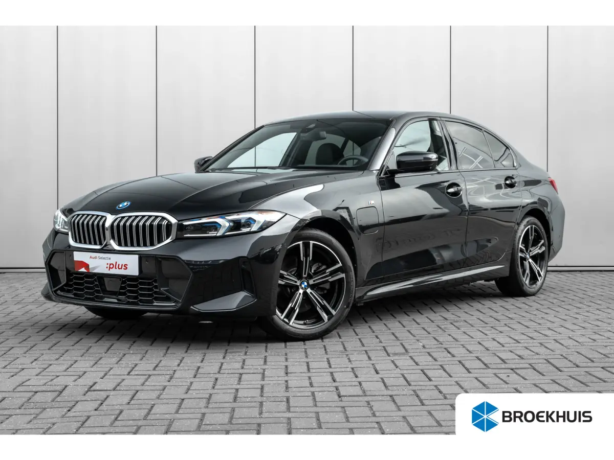 330e xDrive M Sport Edition 292PK | | 360 camera | Laser LED Koplampen | Ledere Bekleding | Elek. Stoelen incl. Geheugen