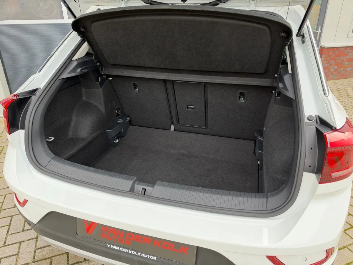 1.0 TSI Life Business | Virtual Cockpit | LED | IQ Drive | CarPlay | Climate | Stoelverwarming | Navigatie