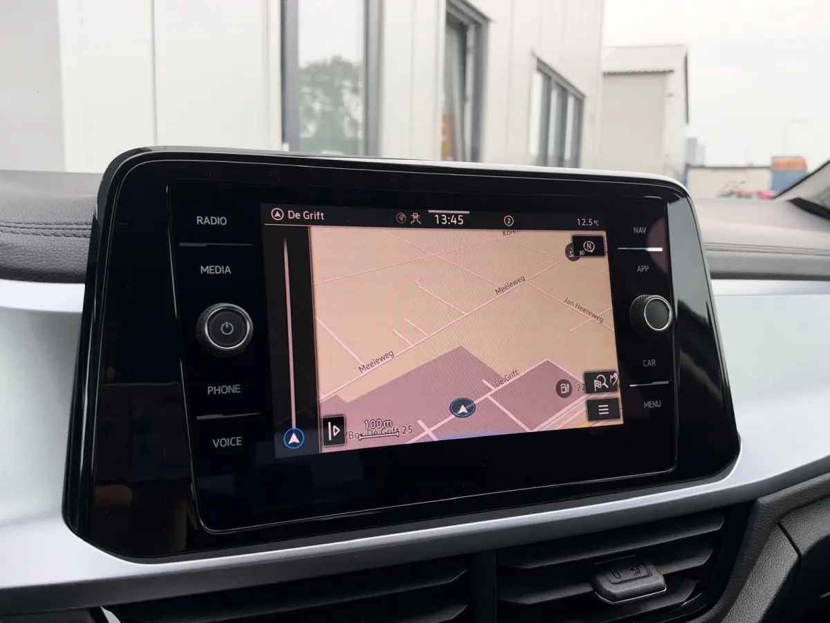 1.0 TSI Life Business | Virtual Cockpit | LED | IQ Drive | CarPlay | Climate | Stoelverwarming | Navigatie