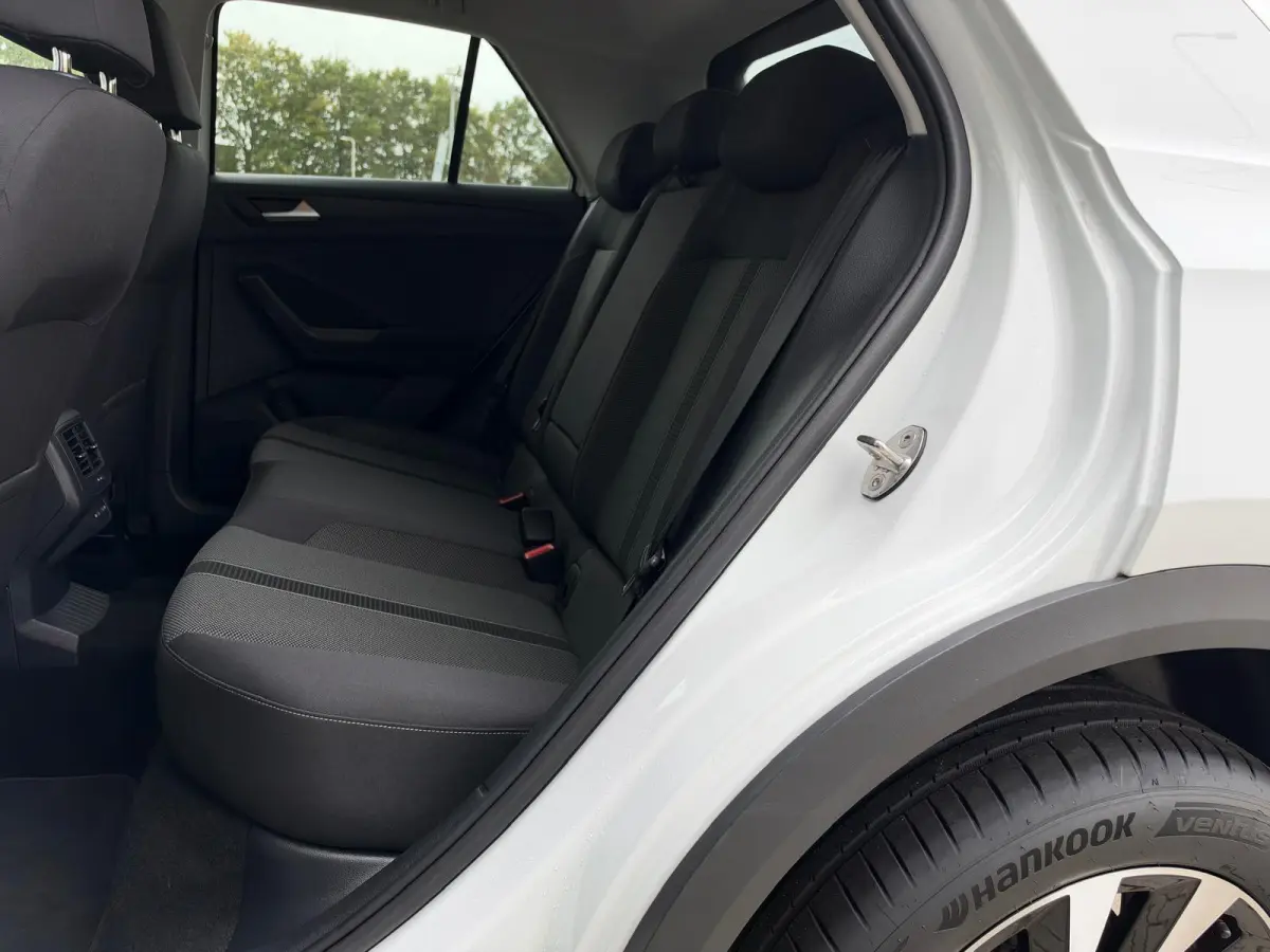 1.0 TSI Life Business | Virtual Cockpit | LED | IQ Drive | CarPlay | Climate | Stoelverwarming | Navigatie